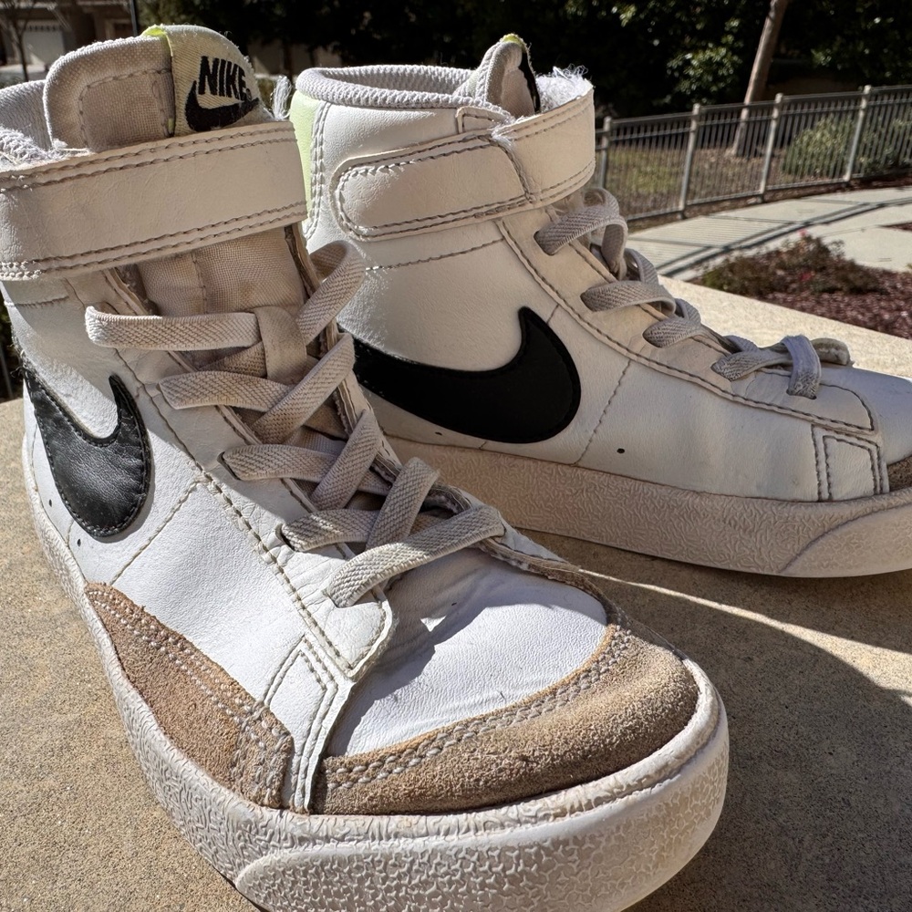 Nike Kids Blazer High Sz 12c